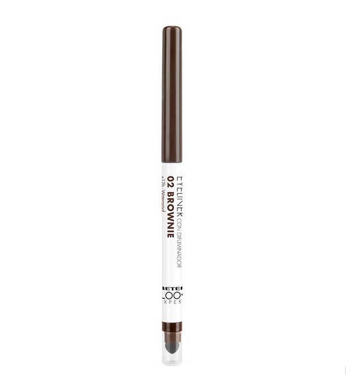 Eyeliner con difuminador marron. Beter